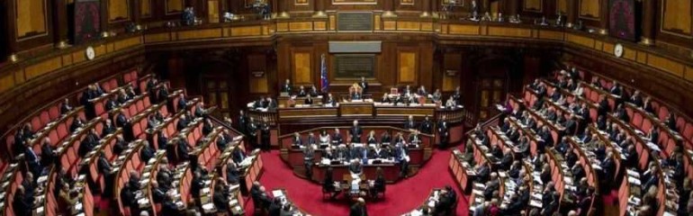 COSTI POLITICA,SVILUPPO,STABILITA',DICEMBRE DI FUOCO AL SENATO